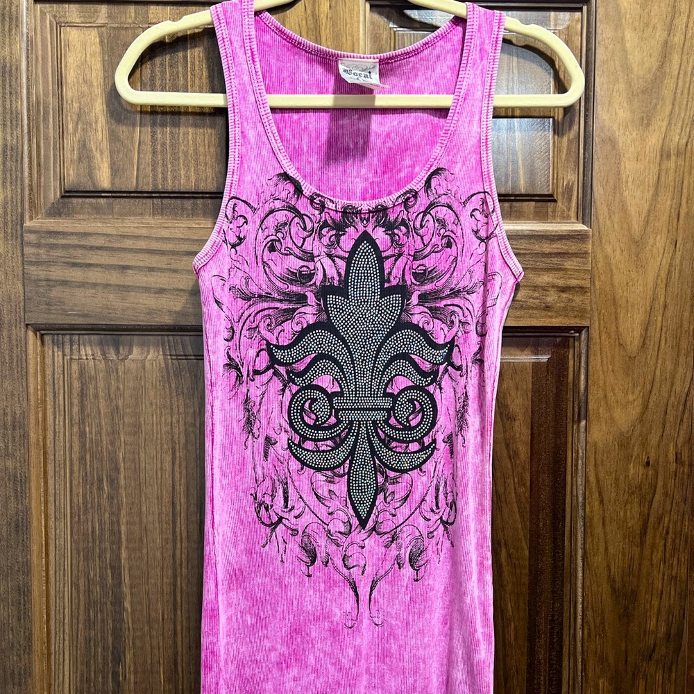 Fuschia size L vocal brand tank top